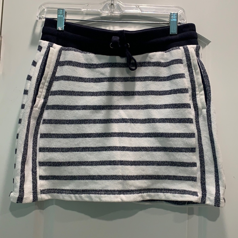 JONES NEW YORK SIZE S SUPER CUTE & NEW SKORT - Picture 1 of 9
